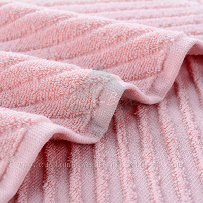 China Twill Cotton Towels Fabric supplier Outdoor Holiday Bathroom towels Manufacturer